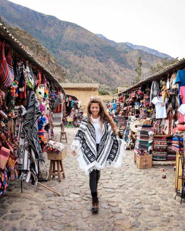 Ollantaytambo, mercado de artesania