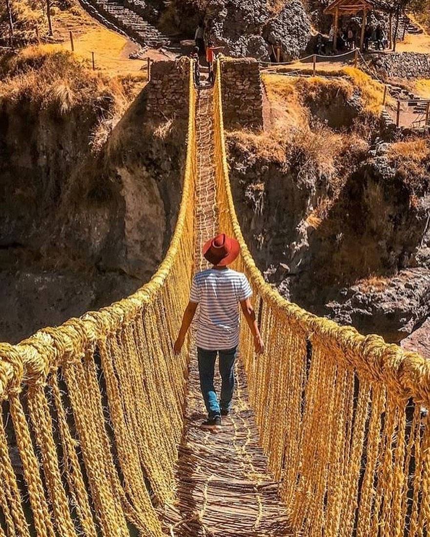 Tour al Puente Queswachaca